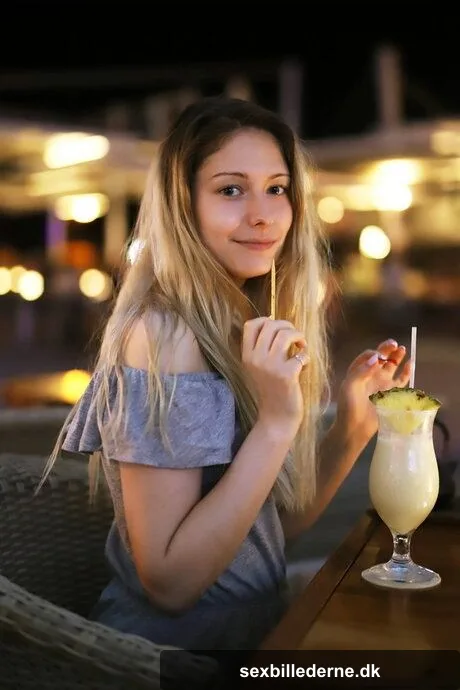Blonde teen Katty Muss shows her trimmed pussy after a night out