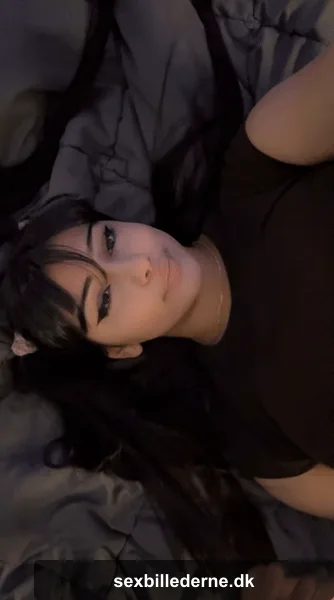 The reveal of big boobs with the shine of beauty