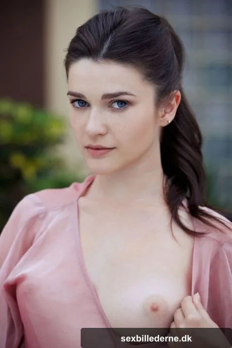 Brunette babe Serena Wood getting naked & spreading her pink twat outdoors