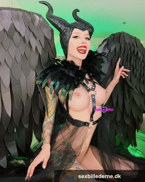Maleficent [Maleficent] by me (Purple Bitch)