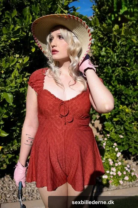 Gender X Films performed by Jade Venus, Summer Vixen Nude XXX