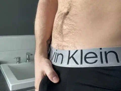 34 Gay working from home